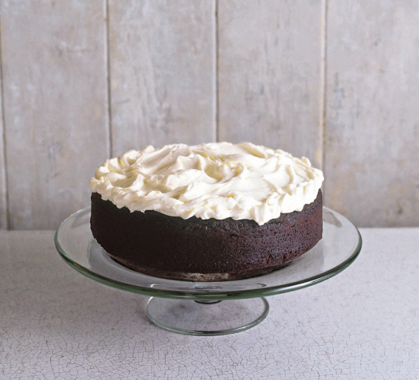 Choosing a Cake for a Christening in Sydney: Sizes, Tiers and Design Tips